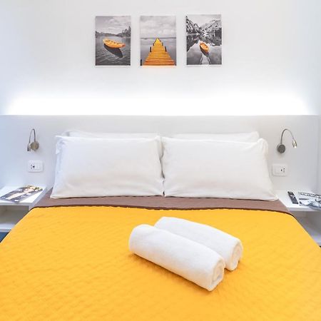 Colours Apartments & Rooms Sanremo Exteriör bild