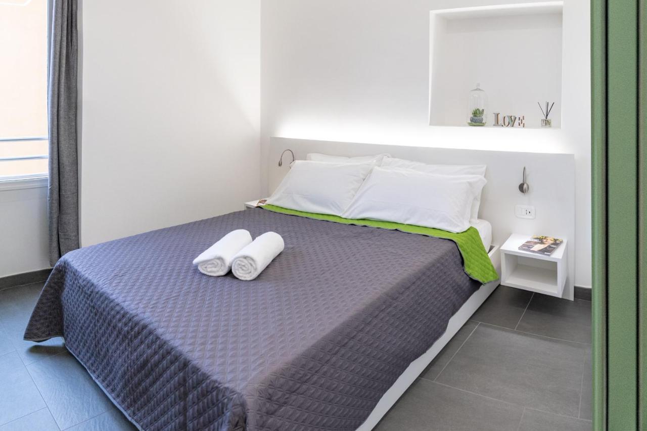 Colours Apartments & Rooms Sanremo Exteriör bild